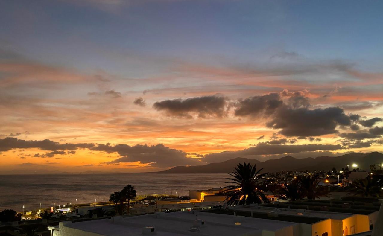 Apartment Chao Volcano Sea View, Pool, Ac Puerto del Carmen  Exteriör bild