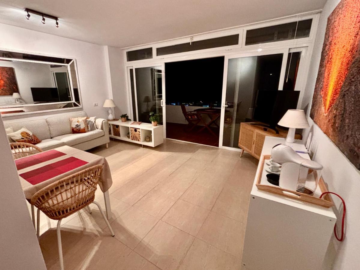 Apartment Chao Volcano Sea View, Pool, Ac Puerto del Carmen  Exteriör bild